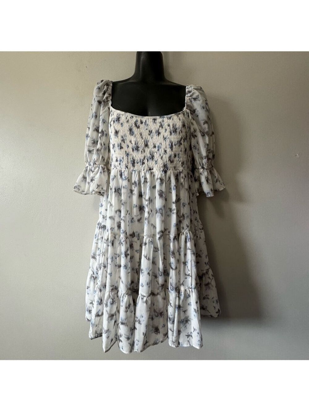 Big Hit Fashion Floral Smocked Mini Dress Medium